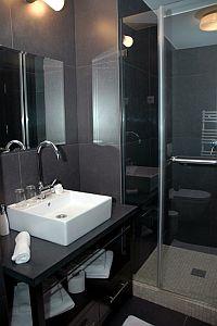 Broadway Hotel in the downtown of Budapest on the Nagymezo street in Hungary - Hotel Broadway Budapest - apartment hotel Broadway in the downtown of Budapest at discountes prices