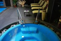 Broadway Hotel Budapest in the city centre with wellness department