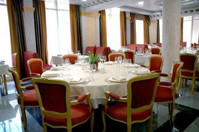 Elegant restaurant in Business Hotel Actor in Budapest near the centre - Actor Business Hotel**** Budapest - new business hotel in Budapest