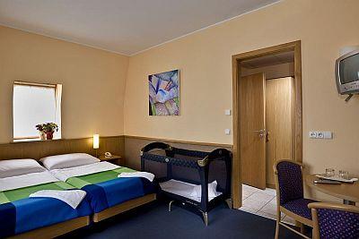 Business Hotel Jagello - discount hotelrooms in Buda, in the 12th district of Budapest  - ✔️ Hotel Jagello Budapest ✔️ hotel in the city centre Buda