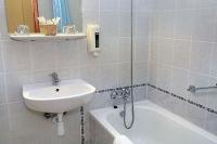 Bathroom of Hotel Eben Zuglo - romantic hotel in Zuglo with affordable prices
