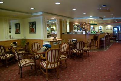 Restaurant in Golden Park Hotel in the centre of Budapest - Golden Park Hotel Budapest**** - hotel at the Baross square 