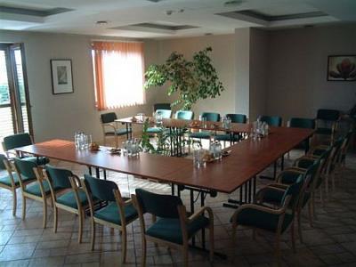 Meeting room near the airport - Airport Hotel Stacio 4-star hotel in Vecses, Hungary - ✔️ Airport Hotel Stáció Vecsés ✔️ discount hotel Airport