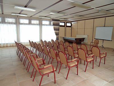 Alfa Art Hotel Budapest - conference room, meeting room - excellent venue for weddings - Alfa Art Hotel*** Budapest - Cheap 3-star superior hotel with Danube panorama