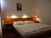 Favorable accommodation in Budapest - room in Hotel Griff