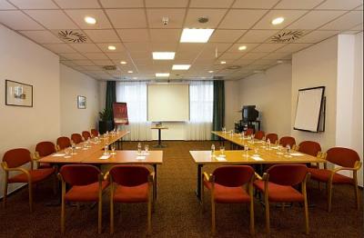 Conference room in Ibis Styles Budapest City near the Danube - Ibis Styles Budapest City*** - Panoramic view to the Danube 