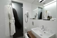 Bathroom of 4-star Hotel Nemzeti - bath - Hotel Nemzeti Budapest MGallery