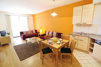 Cheap apartment in Budapest close to Gozsdu Court - Comfort Apartments with kitchen and big room with panoramic view - Comfort Apartments Budapest - cheap apartment in Budapest