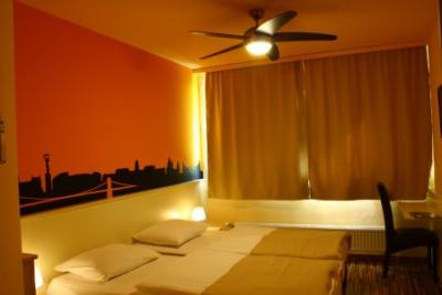 Room for few hours in Budapest in Pest Inn Kobanya hotel with low prices - Pest Inn Hotel Budapest*** - low-priced renovated Hotel in the district X. 
